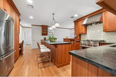 31 Claremont Ave, Maplewood, NJ 07040 - Photo 16