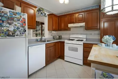 70 Keats Way, Morris Township, NJ 07960 - Photo 10