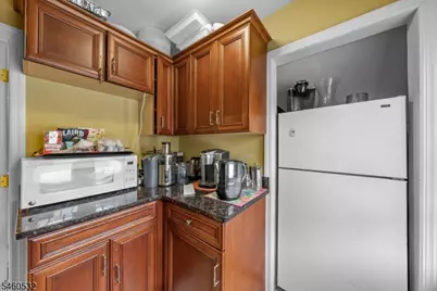 47 Park Ave, West Orange Township, NJ 07052 - Photo 36
