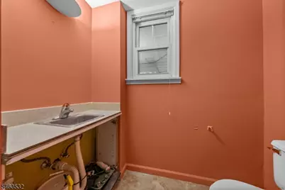 47 Park Ave, West Orange Township, NJ 07052 - Photo 16