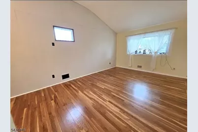 258 N Gaston Ave, Somerville, NJ 08876 - Photo 4