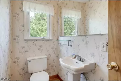 495 Eagle Rock Ave, Roseland, NJ 07068 - Photo 8