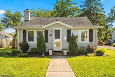 134 Minnehaha Blvd, Parsippany, NJ 07034 - Photo 1