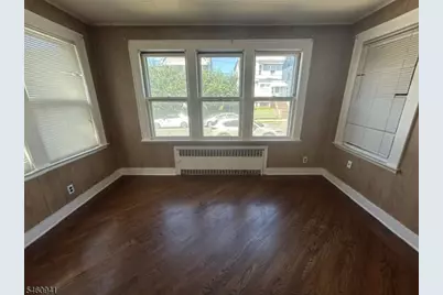 262 Hornblower Ave, Belleville, NJ 07109 - Photo 4