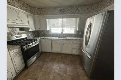 262 Hornblower Ave, Belleville, NJ 07109 - Photo 1