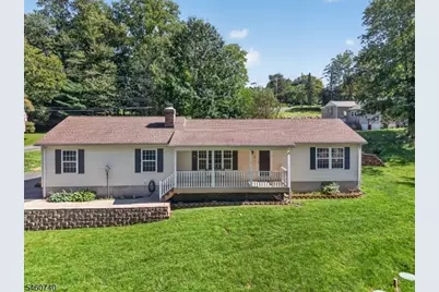 3 High View St, Lebanon Township, NJ 07830 - Photo 2