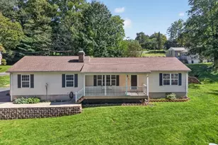 3 High View St, Lebanon Township, NJ 07830 - Photo 2