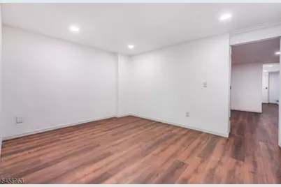 627 Old Dover Rd, Parsippany, NJ 07950 - Photo 12
