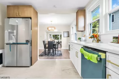209 S Michigan Ave, Kenilworth, NJ 07033 - Photo 10