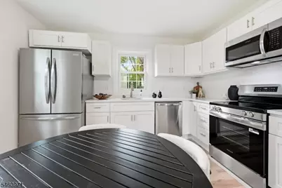 840-846 Berkeley Ave, Plainfield, NJ 07062 - Photo 12