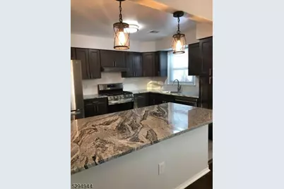 115 Burnside Ave #2, Cranford Township, NJ 07016 - Photo 2