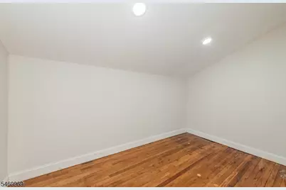 9 Vernon Ave #3, Newark, NJ 07108 - Photo 8