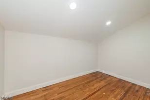 9 Vernon Ave, Newark, NJ 07108 - Photo 8