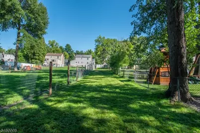 3 Woodlawn Ter, Cedar Grove, NJ 07009 - Photo 28