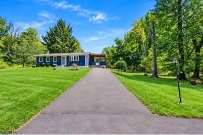 990 Croton Rd, Franklin Township, NJ 08867 - Photo 2