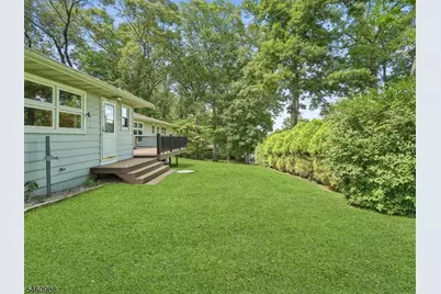45 Sunset Rd, Bloomingdale, NJ 07403 - Photo 26