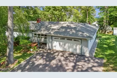 45 Sunset Rd, Bloomingdale, NJ 07403 - Photo 1