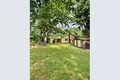 150 Karrville Rd, Mansfield Township, NJ 07865 - Photo 14