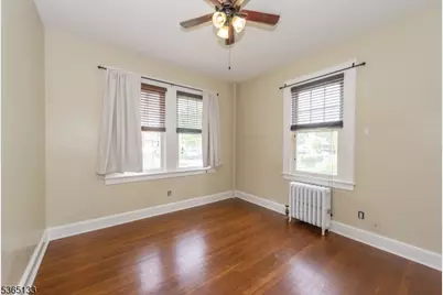33 Glendale St, Nutley, NJ 07110 - Photo 8