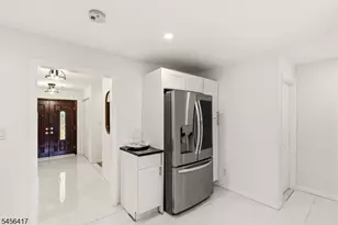 496 Seven Oaks Ct, Orange, NJ 07050 - Photo 14