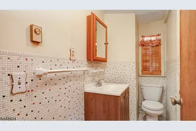 212 Stoughton Ave, Cranford Township, NJ 07016 - Photo 22
