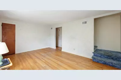 212 Stoughton Ave, Cranford Township, NJ 07016 - Photo 8