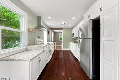 26 Mount Arlington Rd, Roxbury Township, NJ 07852 - Photo 14