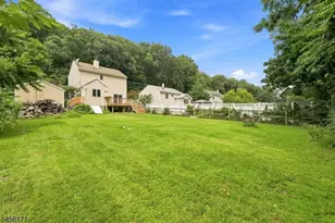 26 Mt Arlington Rd, Roxbury Township, NJ 07852 - Photo 34