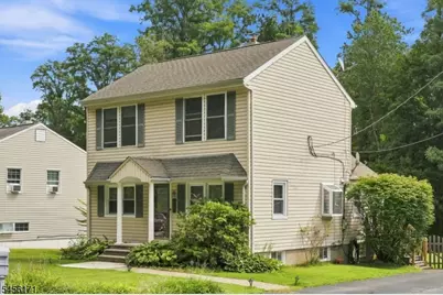 26 Mount Arlington Rd, Roxbury Township, NJ 07852 - Photo 2