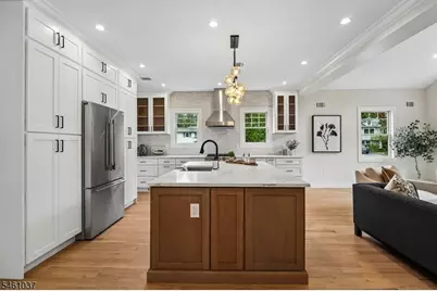 126 Hickson Dr, New Providence, NJ 07974 - Photo 10