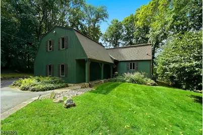 10 Ames Road, Morris Township, NJ 07960 - Photo 2