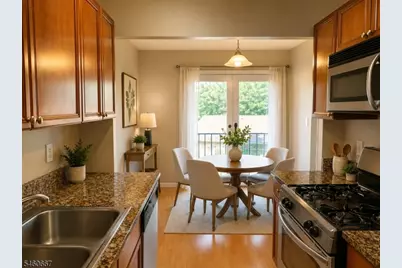 18 Mews Ln, South Orange, NJ 07079 - Photo 4