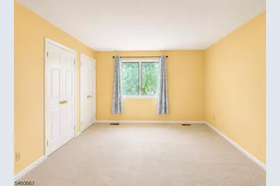18 Mews Ln, South Orange, NJ 07079 - Photo 8