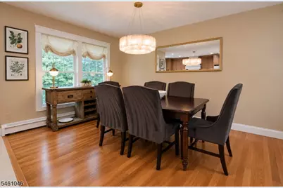 37 Spring Garden Dr, Madison, NJ 07940 - Photo 10