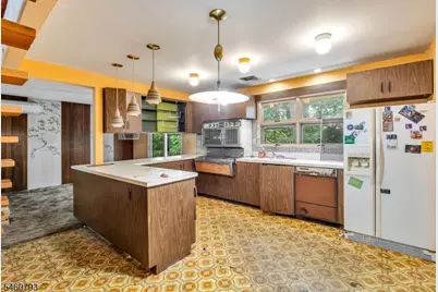 15 High Ct, Little Falls Township, NJ 07424 - Photo 12