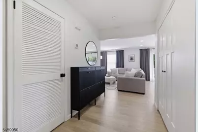 184 Vista Dr, Hanover Township, NJ 07927 - Photo 2