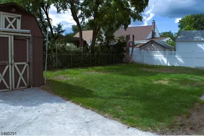 614 Mola Blvd, Elmwood Park, NJ 07407 - Photo 28