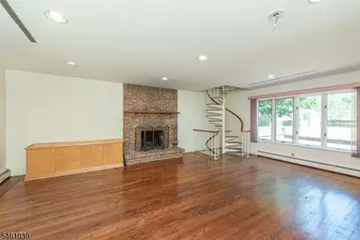 193 Walnut St, Livingston, NJ 07039 - Photo 22