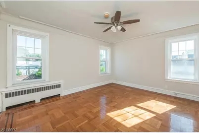 9 Vernon Ave #2, Newark, NJ 07108 - Photo 8