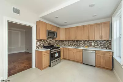 9 Vernon Ave #2, Newark, NJ 07108 - Photo 12