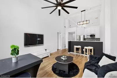 518-536 Gregory Ave #425, Weehawken, NJ 07086 - Photo 1