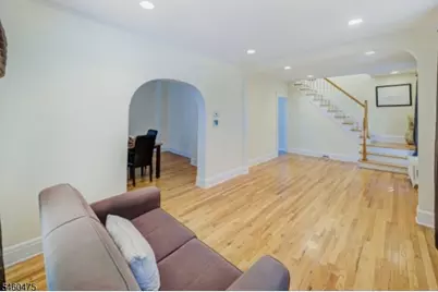 180 Monroe St, Rahway, NJ 07065 - Photo 2