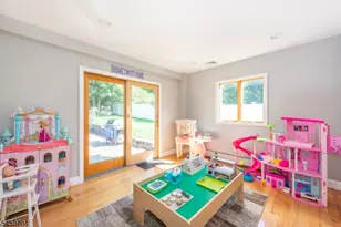 47 Grove St, West Milford, NJ 07438 - Photo 8
