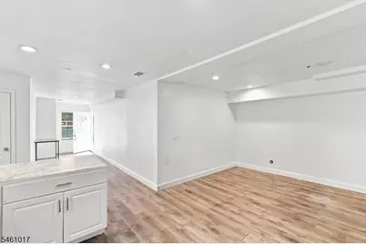 224 Pine St, Elizabeth, NJ 07206 - Photo 28