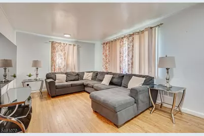 18 Union Pl, Irvington, NJ 07111 - Photo 2