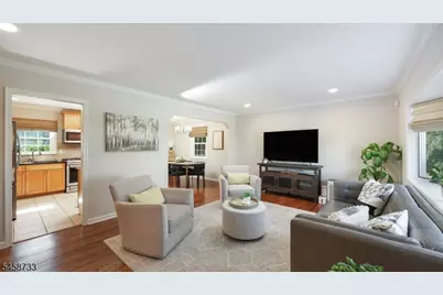 34 Moss Ave, Westfield, NJ 07090 - Photo 4