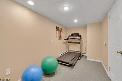 41 Dexter Dr N, Bernards Township, NJ 07920 - Photo 32