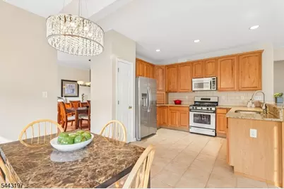 9 Rue Cezanne, Franklin Township, NJ 08873 - Photo 14