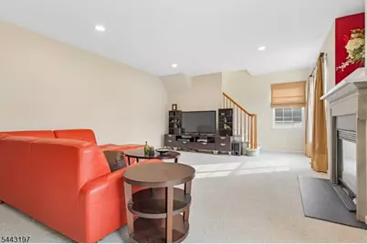 9 Rue Cezanne, Franklin Township, NJ 08873 - Photo 18