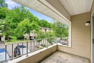 50-21 We Lindsley Rd, Cedar Grove Twp., NJ 07009 - Photo 12